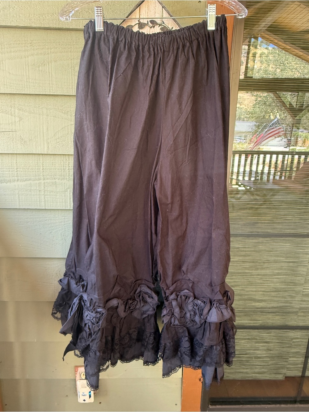 Black Maxi Bloomers with Ruffled Hem and Romantic Bow Accents - Picture 3 of 5